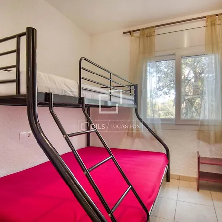 Mas Mundo - 4 Ferienhaeuser In Calonge / Girona