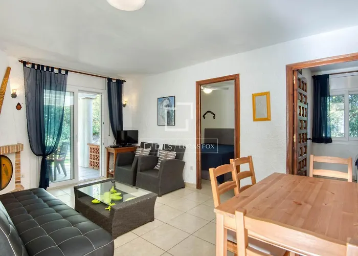 Mas Mundo - 4 Ferienhaeuser In Calonge / דירה ז'ירונה