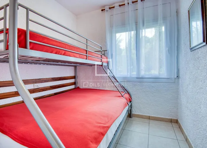 Mas Mundo - 4 Ferienhaeuser In Calonge / דירה