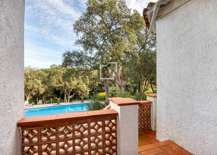 Mas Mundo - 4 Ferienhaeuser In Calonge / * Girona